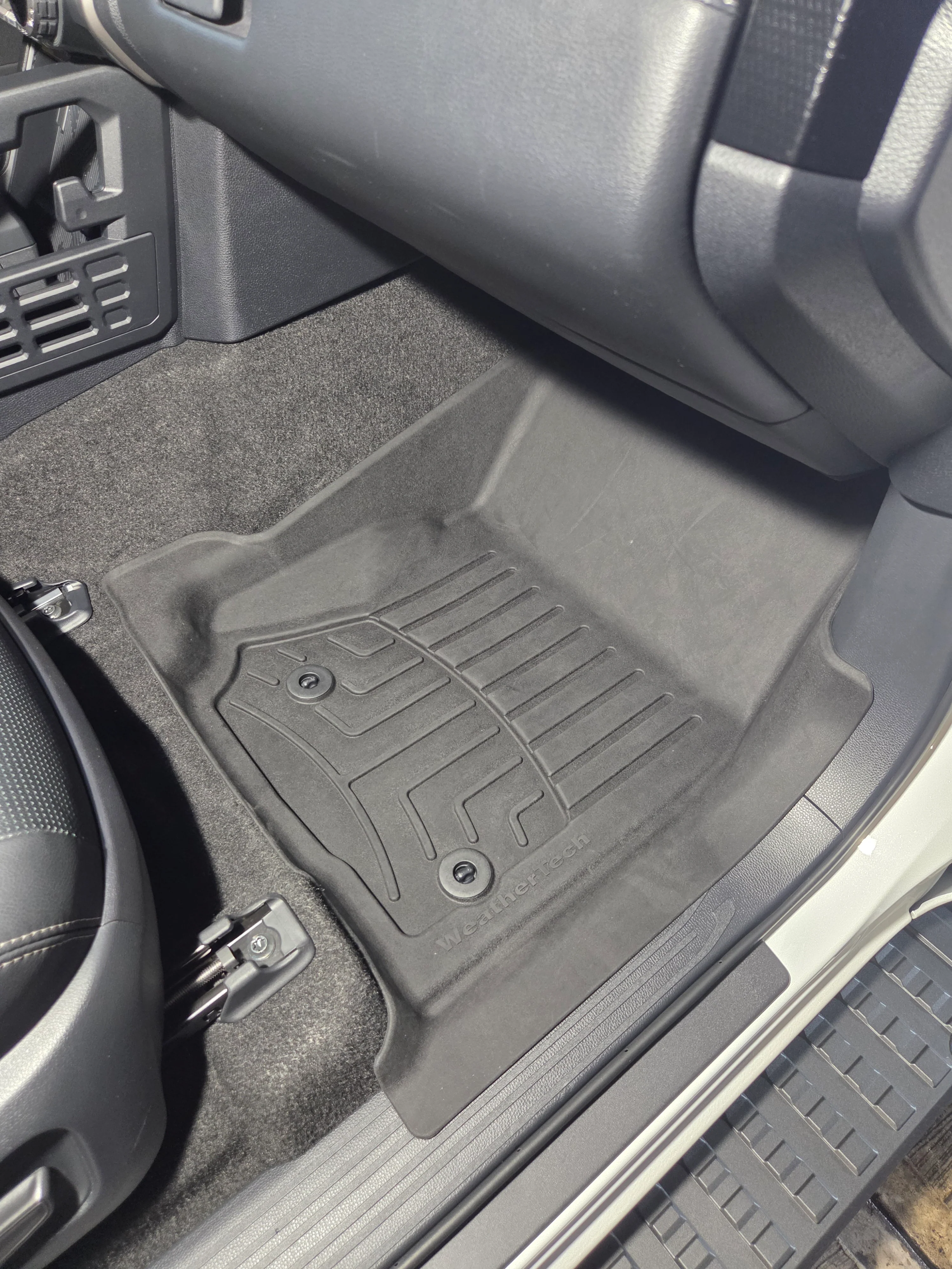 Tapetes Uso Rudo Weathertech HP 4Runner 2025+ 1ra+2da Filas - Image 2