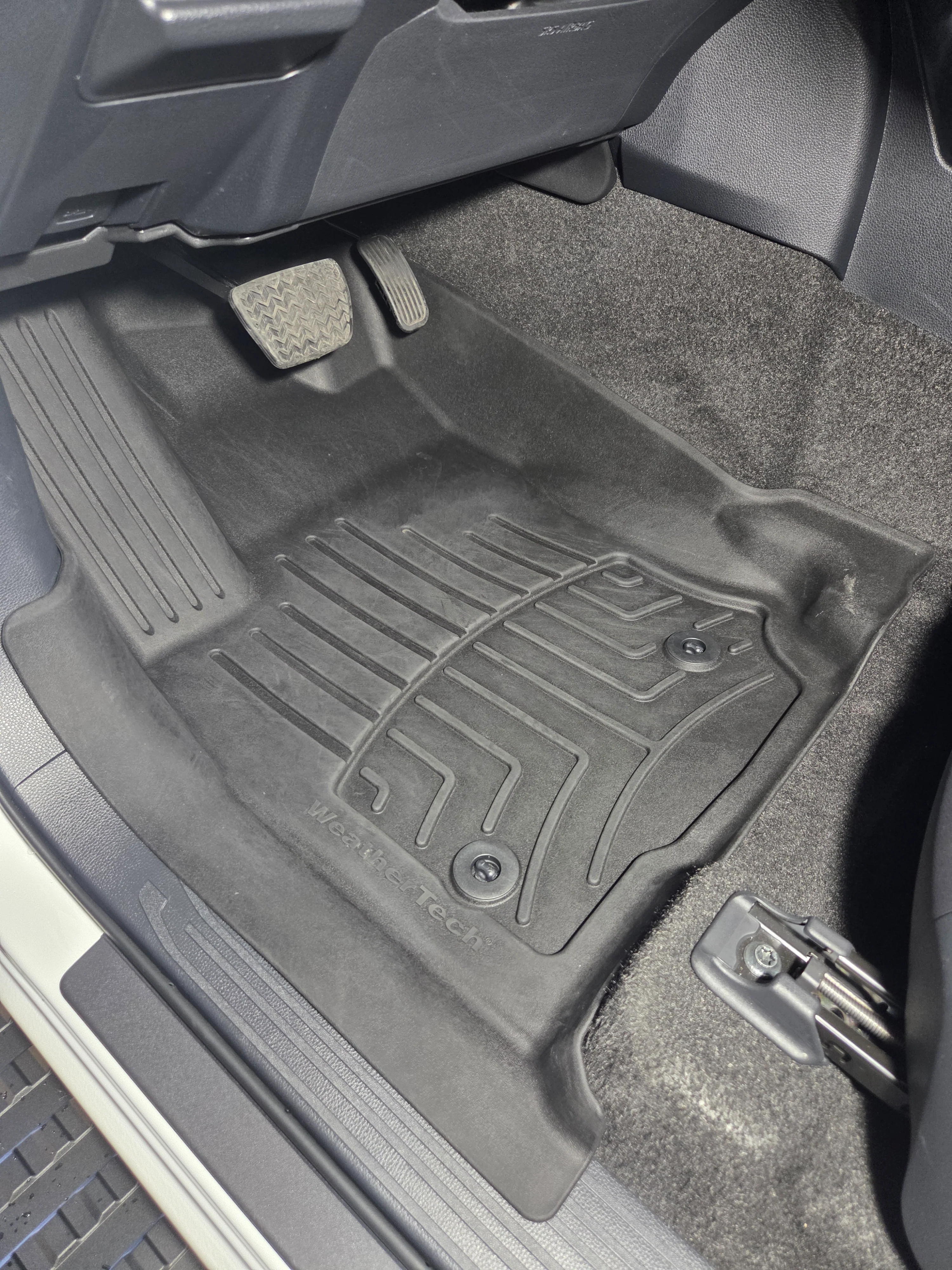 Tapetes Uso Rudo Weathertech HP 4Runner 2025+ 1ra+2da Filas - Image 3
