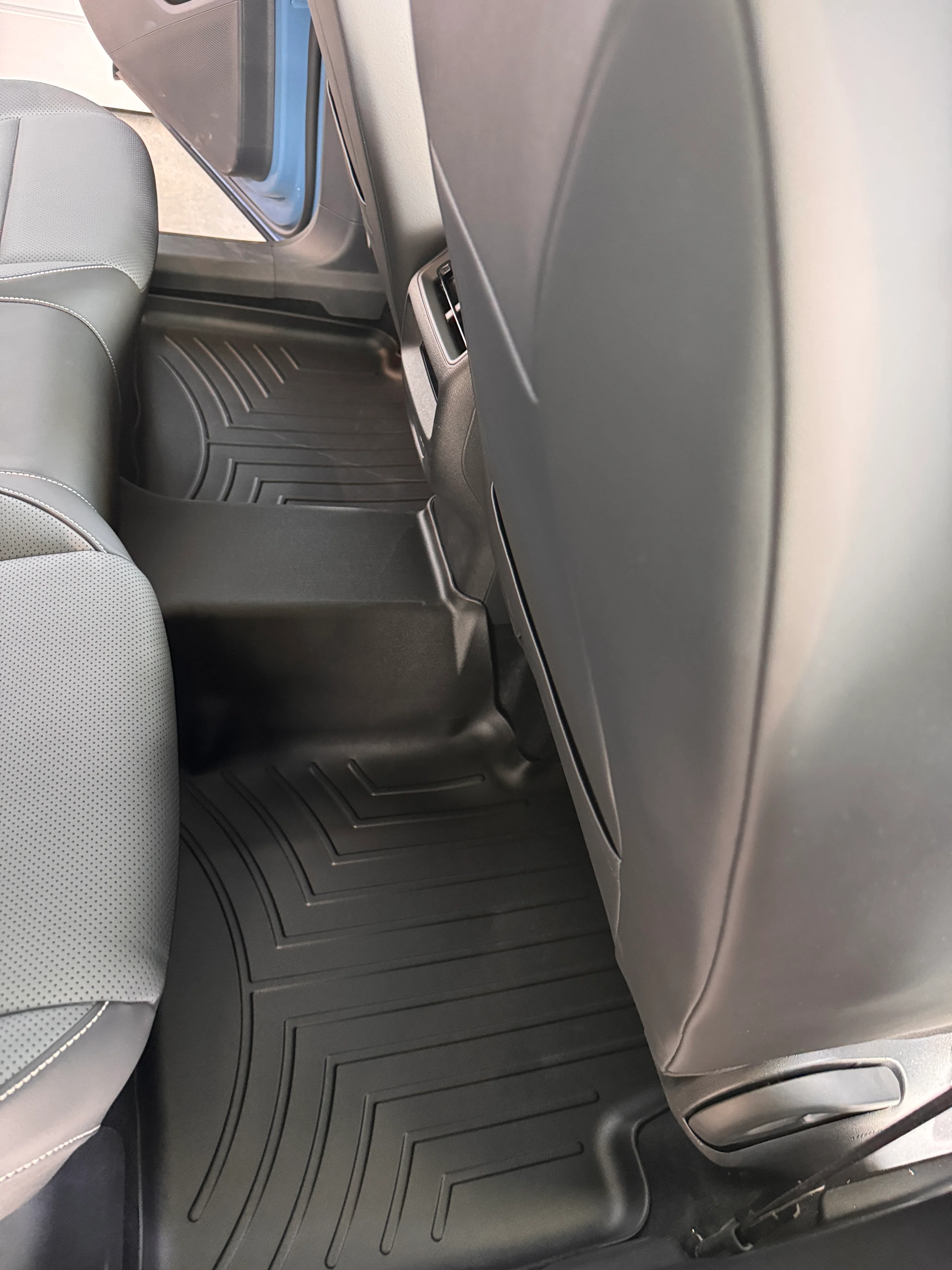 Tapetes Uso Rudo Weathertech Hp Tiguan 2025+ 1ra+2da Filas - Image 3