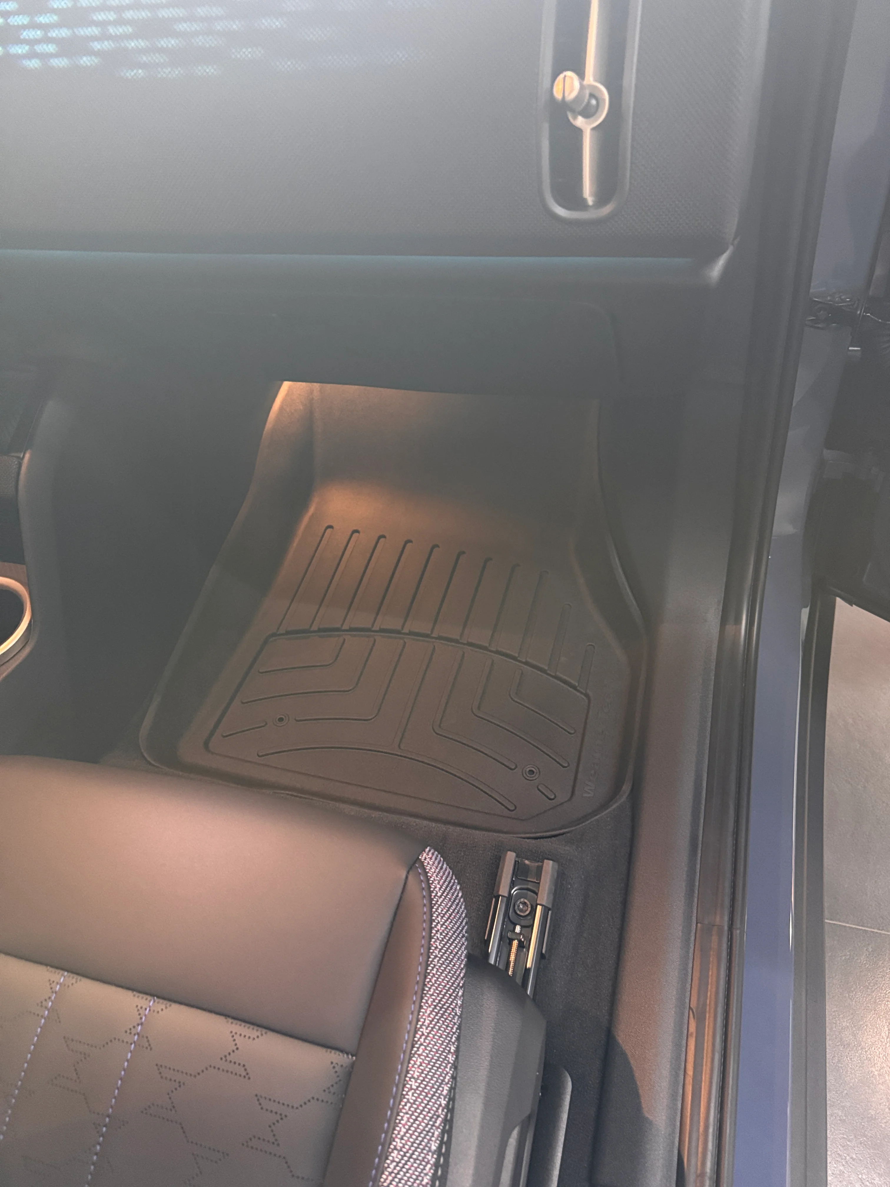 Tapetes Weathertech Countryman 2025+ 1ra Fila - Image 3