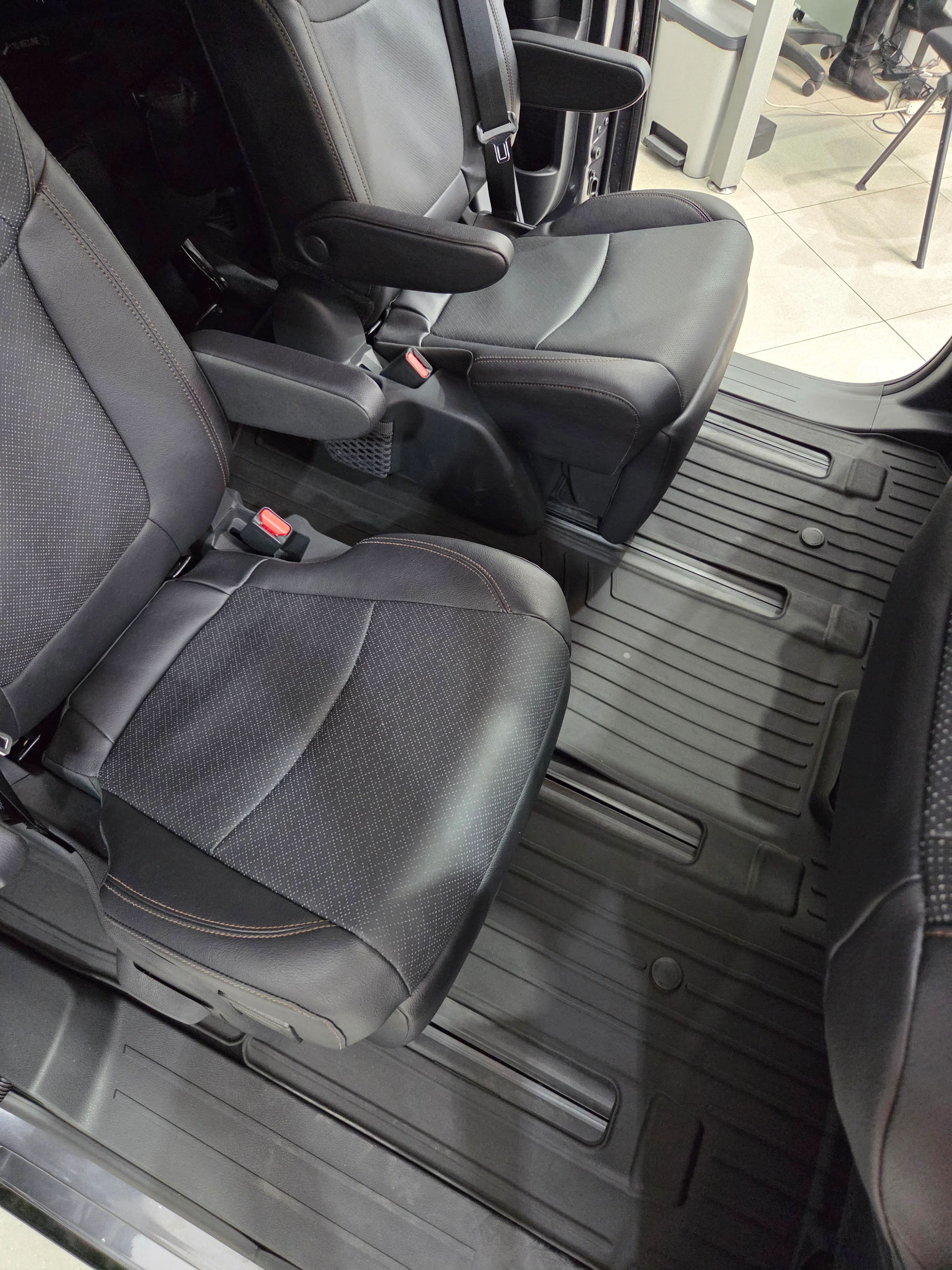 Tapetes Weathertech Hp Sienna 2021+ 2da/3ra Filas 7 Pax - Image 2