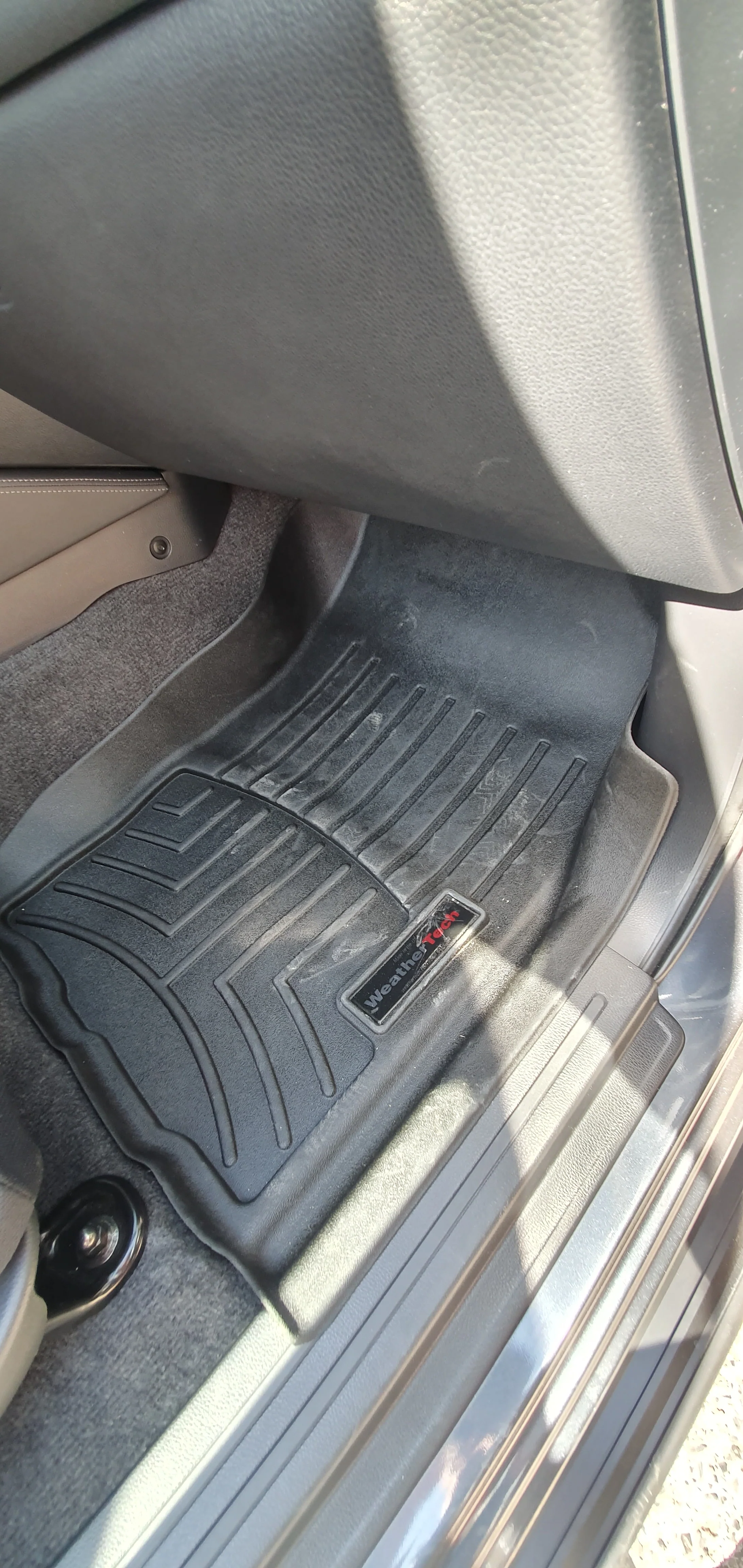 Tapetes Weathertech Mitsubishi L200 2016-2018 -1ra+2da Filas - Image 3